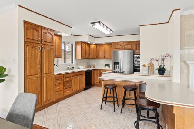 263 San Fernando Way, Daly City CA: https://media.crmls.org/mediaz/d0a5ea26-77c5-4ccc-8825-fa2ef8be5850.jpg