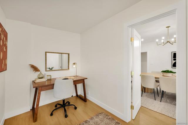 1900 W 41St St, Los Angeles CA: https://media.crmls.org/mediaz/d0a6d64b-5d82-475c-8ce8-ded21ff13377.jpg