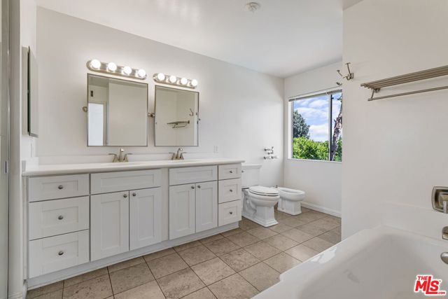 Drew Fenton | 2673 Cordelia Road Los Angeles CA | MLS: 7395738 Drew Fenton | 2673 Cordelia Road Los Angeles CA | MLS: 7395738