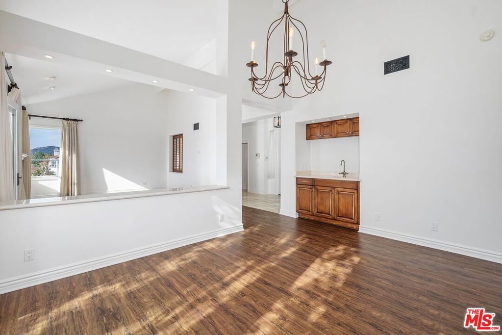 MLS #25618077 image #21