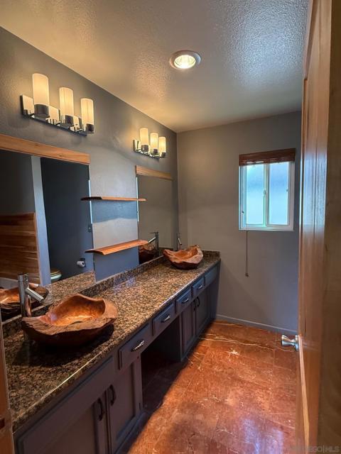 1210 CALIFORNIA, Imperial Beach CA: https://media.crmls.org/mediaz/d0a79547-2079-47d9-9eee-1b44e95ace59.jpg