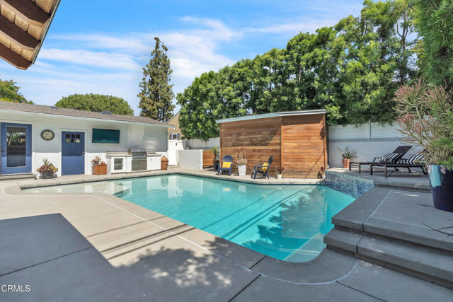 208 Fowler Drive, Monrovia CA: https://media.crmls.org/mediaz/d0a7b155-d436-446b-b802-9e35126f5ae1.jpg