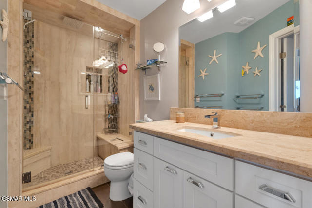 2901 Peninsula Road, Oxnard CA: https://media.crmls.org/mediaz/d0a7fa4c-6685-4e2c-897c-63cf09b99cf4.jpg