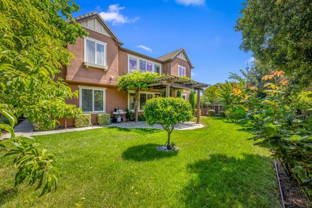 5871 Masoni Place, Gilroy CA: https://media.crmls.org/mediaz/d0a8254e-755d-4bc1-b204-23d718c1e0f2.jpg