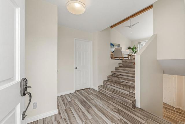 Detail Gallery Image 4 of 32 For 2807 Valley Vista Way, Oceanside,  CA 92054 - 2 Beds | 2/1 Baths