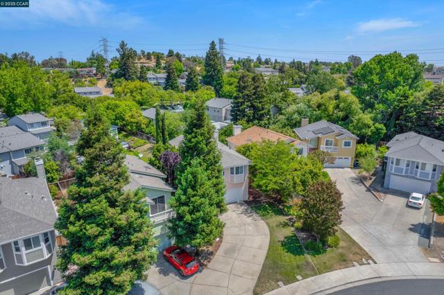 123 Williamson Ct, Martinez CA: https://media.crmls.org/mediaz/d0a899d3-51ac-4030-8feb-0bbcfd3c774d.jpg