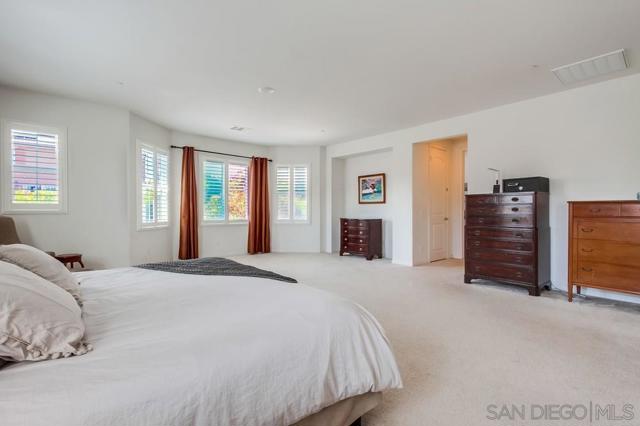 908 Hydra Ct, San Marcos CA: https://media.crmls.org/mediaz/d0a89e4d-5244-4683-bdc7-f3349ba011d8.jpg