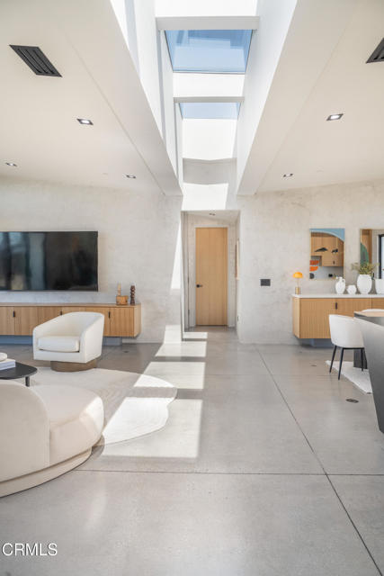 61464 Melton Trail, Joshua Tree CA: https://media.crmls.org/mediaz/d0a8ee27-f5e6-4b85-a3f3-e18678b959fe.jpg