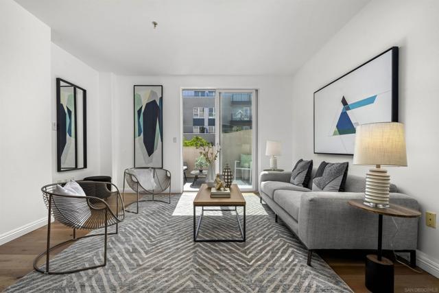 1601 India, San Diego CA: https://media.crmls.org/mediaz/d0a9136d-fc81-41e1-9204-4e05397fba66.jpg