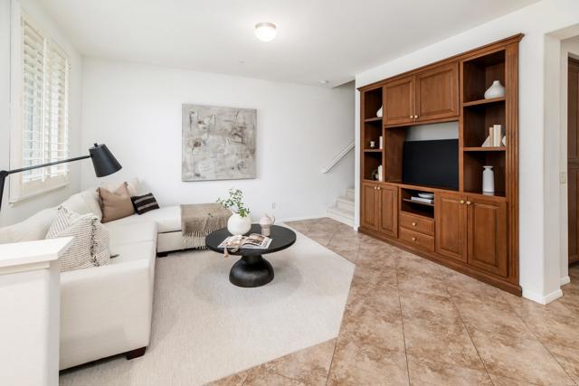 Detail Gallery Image 2 of 36 For 13009 Carita, San Diego,  CA 92130 - 3 Beds | 2/1 Baths