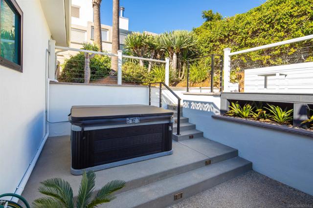 3515 Union St, San Diego CA: https://media.crmls.org/mediaz/d0a973a7-6187-44b9-b53d-f9bf39a3b3ba.jpg