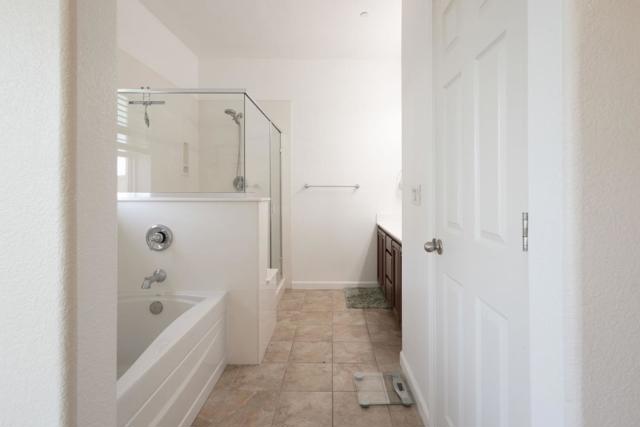 2725 Lavender Terrace, San Jose CA: https://media.crmls.org/mediaz/d0a9be18-dada-4a9a-81ba-4e8ab8498ef9.jpg