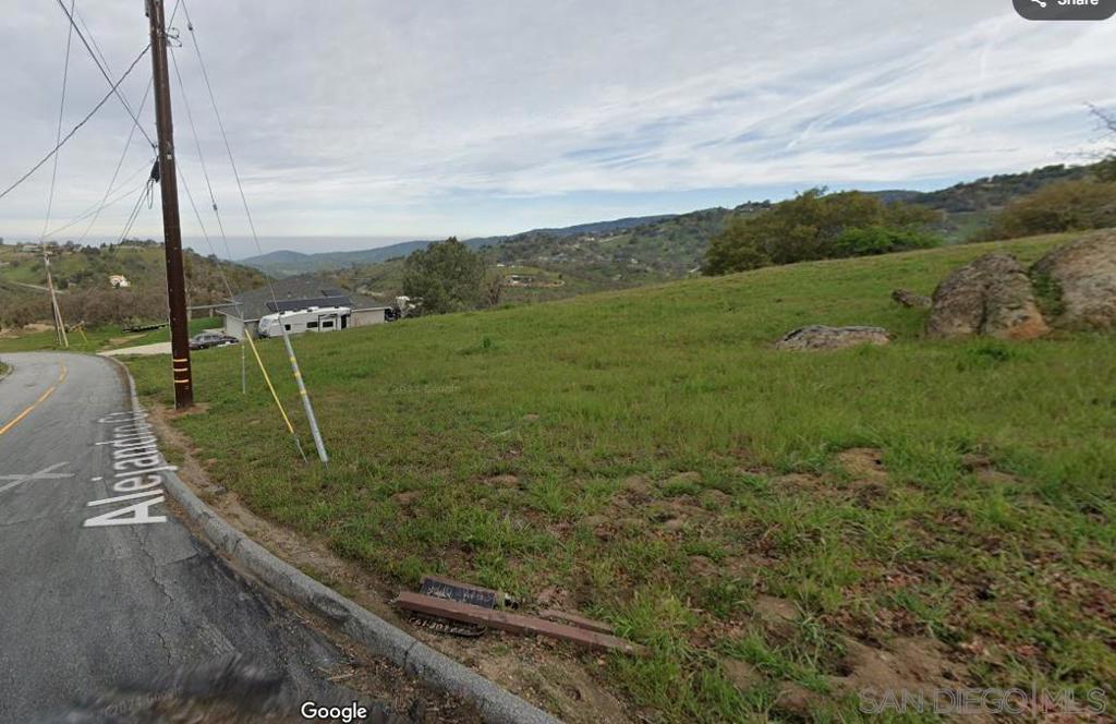 MLS #250023917SD img 3