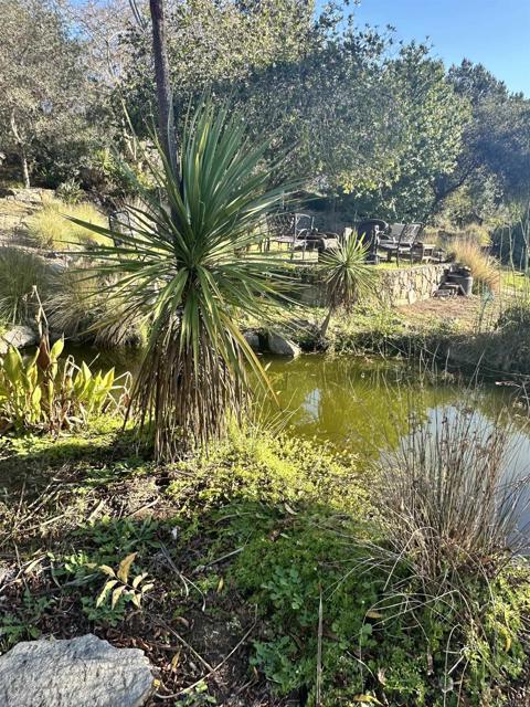 Detail Gallery Image 15 of 23 For 2758 Kauana Loa, Escondido,  CA 92029 - 4 Beds | 3 Baths