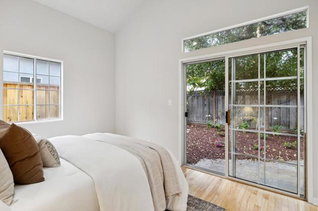 280 College Avenue, Mountain View CA: https://media.crmls.org/mediaz/d0ab7bea-fe26-4a9c-a283-eb51060ac4a3.jpg