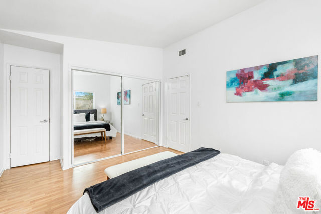 4730 Asteria Street, Torrance CA: https://media.crmls.org/mediaz/d0ac7bce-08e2-4fd9-ba44-d54268a1bcdc.jpg