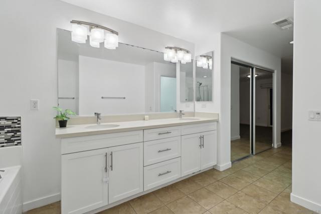 4537 Rainier, San Diego CA: https://media.crmls.org/mediaz/d0ad14d8-9e2c-478a-bfa6-ded78f98c113.jpg
