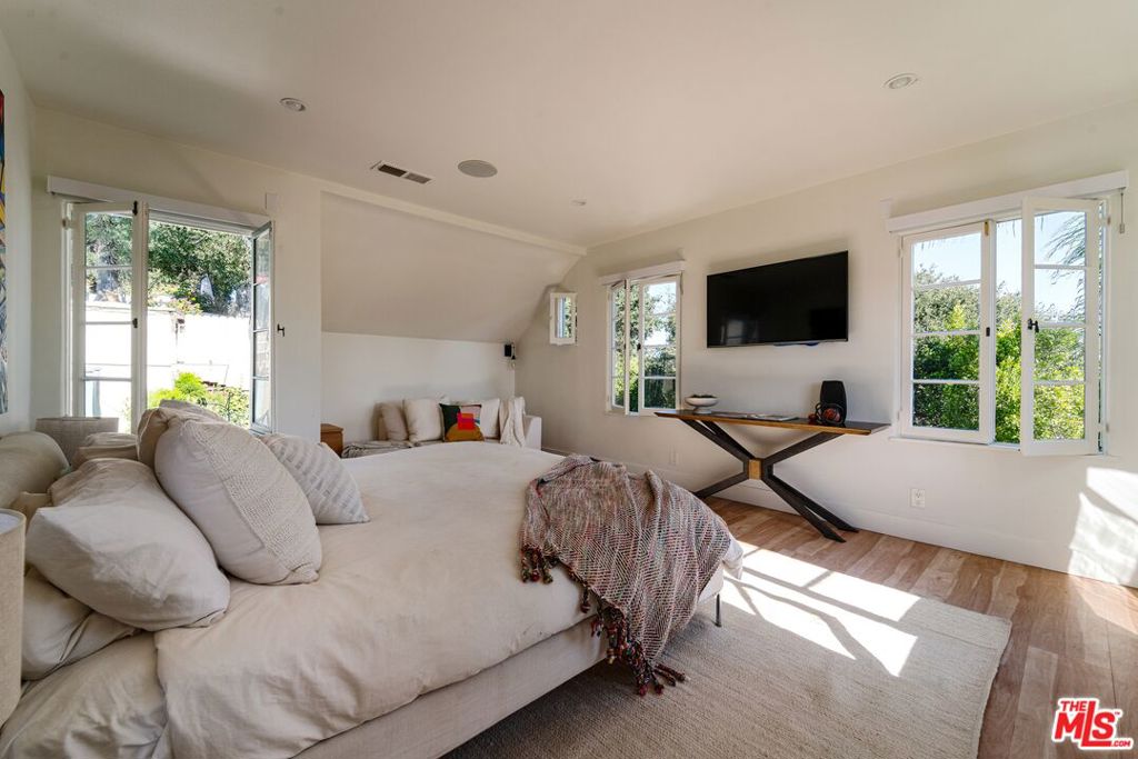 MLS #26740155 image #14