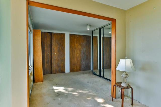 4980 Paradise Drive, Tiburon CA: https://media.crmls.org/mediaz/d0ae4ff2-fca7-4a13-bfa1-34468ff39b39.jpg