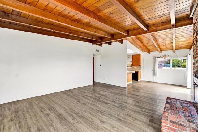 328 30 9th St, Del Mar CA: https://media.crmls.org/mediaz/d0b08495-f597-4c97-a491-629b71582658.jpg