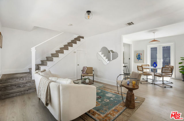 329 N Avenue 57, Los Angeles CA: https://media.crmls.org/mediaz/d0b0c937-bb6e-46b8-b2a5-cbb7d81b5570.jpg