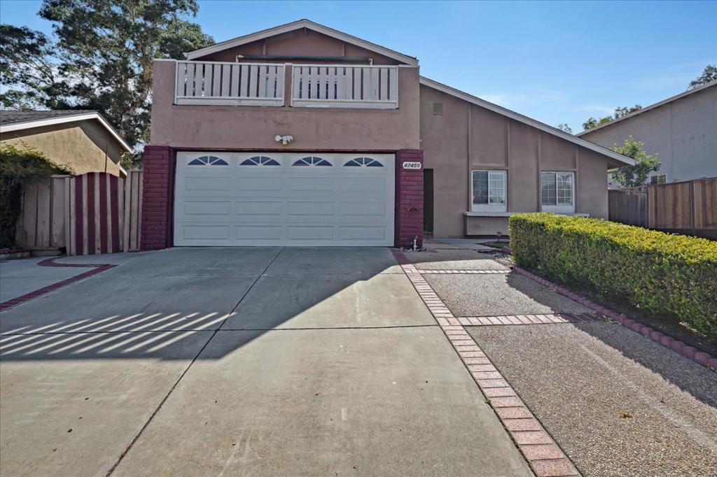 47450 Cholla Street