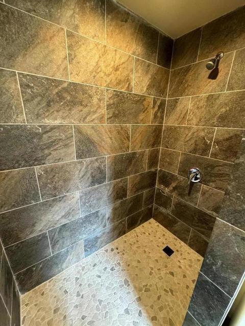 36176 Mile End Road, Soledad CA: https://media.crmls.org/mediaz/d0b2afd5-14bd-49c9-b574-f8f6b24b1ba5.jpg