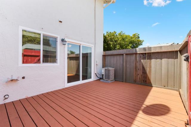 1810 Queen Victoria Way, San Jose CA: https://media.crmls.org/mediaz/d0b408a4-4995-40bb-bfa6-0903bf2ed29e.jpg