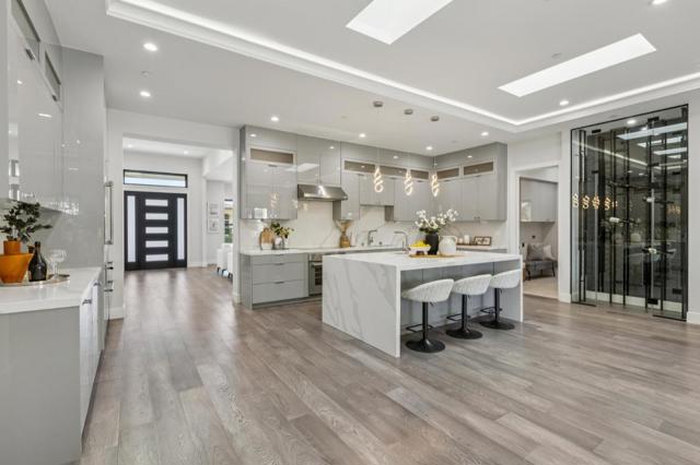 12584 Paseo Flores, Saratoga CA: https://media.crmls.org/mediaz/d0b422d7-2d92-440e-bd02-0f429c5561a0.jpg