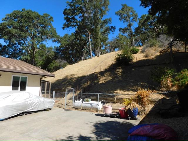 112 Parkview Lane, Napa CA: https://media.crmls.org/mediaz/d0b43f3f-13dd-45a8-b2ee-e8dc21dbb6b4.jpg