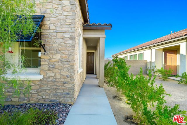 Image 30 of 33 For 98 Zinfandel