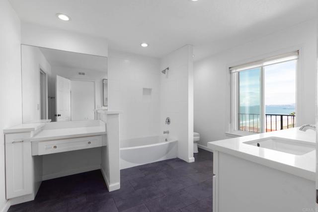 Detail Gallery Image 31 of 46 For 268 Avenida Montalvo #2,  San Clemente,  CA 92672 - 2 Beds | 2/1 Baths