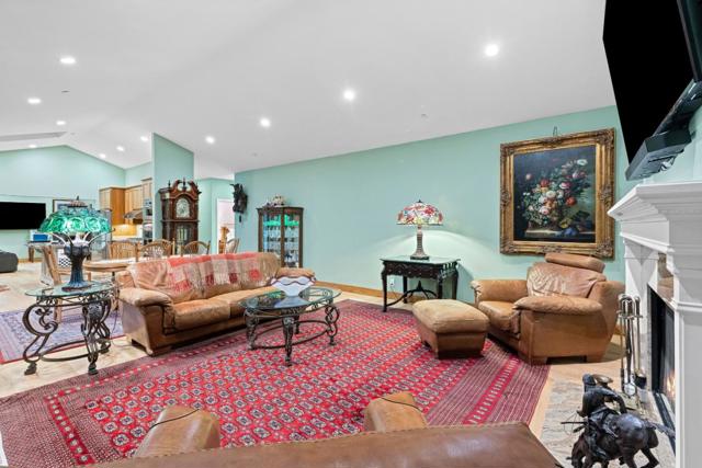 6915 Redwood Retreat Road, Gilroy CA: https://media.crmls.org/mediaz/d0b4bea6-96e6-4b71-80df-ccf9b71a5421.jpg