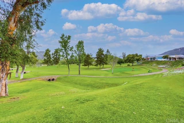 4650 Dulin Road, Fallbrook CA: https://media.crmls.org/mediaz/d0b85622-5fd1-420f-91f7-8050107cbd87.jpg