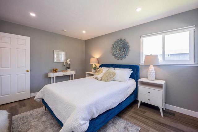 1026 Suzanne Court, Half Moon Bay CA: https://media.crmls.org/mediaz/d0b99ffd-42ea-4326-b307-3d1bb3038489.jpg