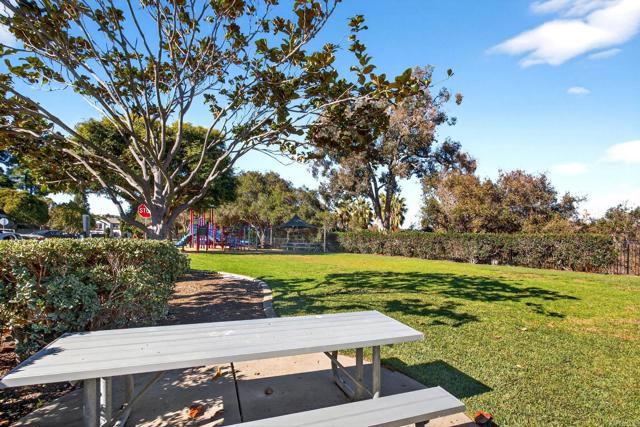 Detail Gallery Image 60 of 62 For 5531 Foxtail Loop, Carlsbad,  CA 92010 - 3 Beds | 2/1 Baths