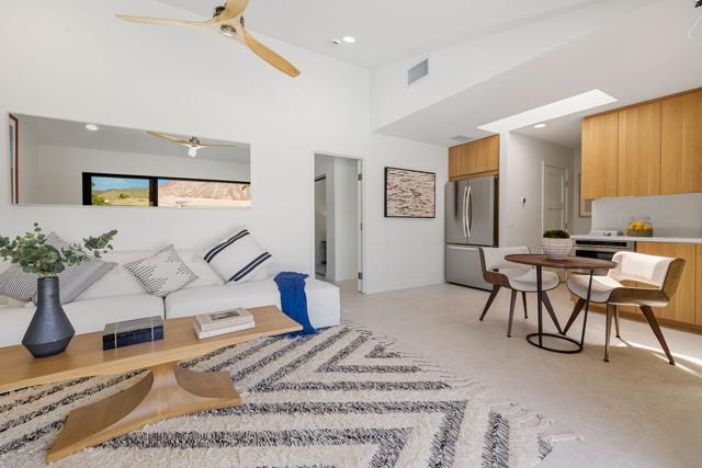 46380 Desert Lily Drive, Palm Desert CA: https://media.crmls.org/mediaz/d0b9fa12-7f09-47bd-b399-e82d63ed03bb.jpg