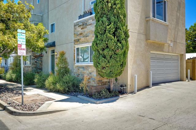 2625 Adams Avenue, San Diego CA: https://media.crmls.org/mediaz/d0ba83ca-48d6-4758-be7b-2cb6784465d8.jpg