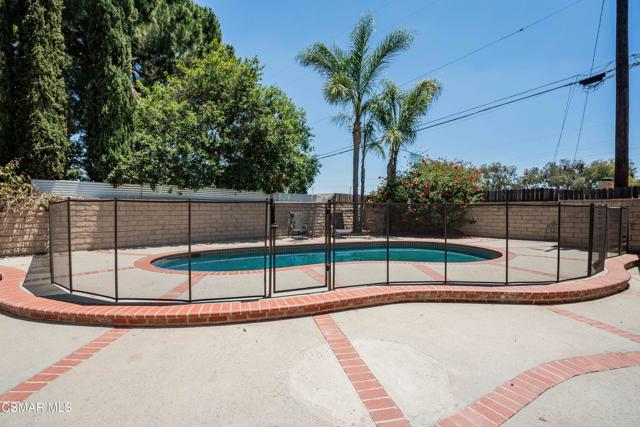 17220 Rinaldi, Granada Hills