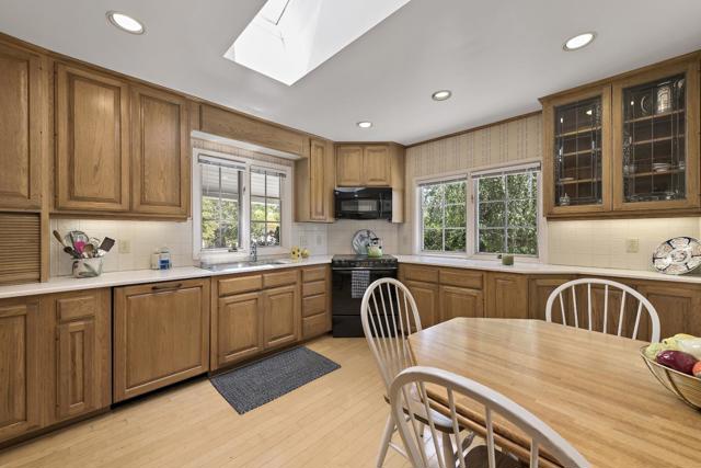 770 Mora Drive, Los Altos CA: https://media.crmls.org/mediaz/d0bc2897-2f43-4bc8-b38a-ea34770b2647.jpg
