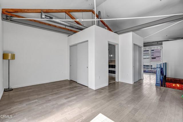 527 Molino Street, Los Angeles CA: https://media.crmls.org/mediaz/d0bd6796-3b59-4f87-8155-2fe6eef884a0.jpg