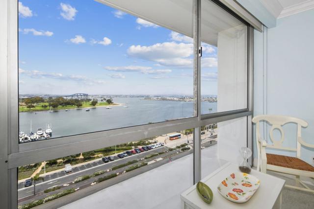 Image 18 of 27 For 1770 Avenida Del Mundo  Unit #1007