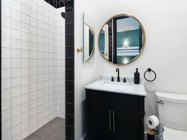 2255 Via Dulcea, Fallbrook CA: https://media.crmls.org/mediaz/d0c0ea50-18ac-44a6-8d9b-f6fe97f19c7a.jpg