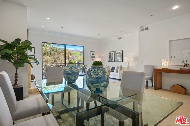 16000 W Sunset Boulevard, Pacific Palisades CA: https://media.crmls.org/mediaz/d0c1a959-0d7f-4bdb-a02d-5f76a3d45cec.jpg