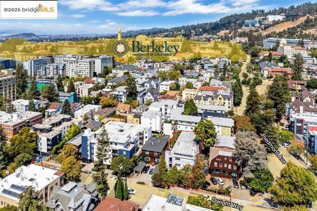 2741 Dwight Way, Berkeley CA: https://media.crmls.org/mediaz/d0c1d109-9174-4935-81dd-8d7afb4fc615.jpg
