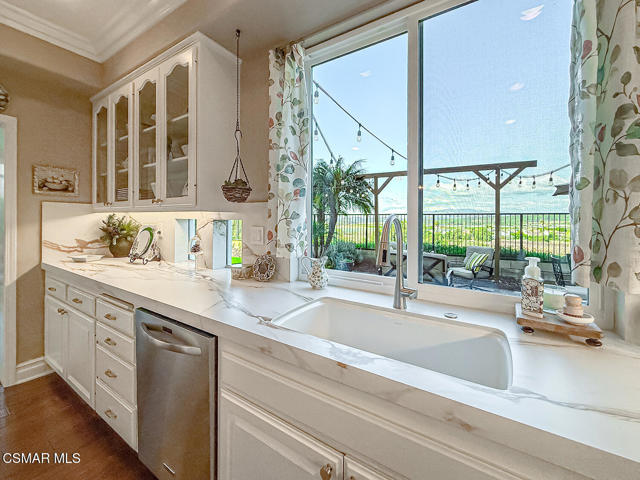 11535 Northdale Drive, Moorpark CA: https://media.crmls.org/mediaz/d0c1d862-1a60-42d8-bd7c-2264b04a033f.jpg