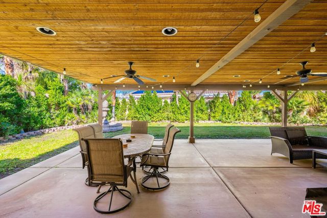 850 Ventana, Palm Springs, CA 92262