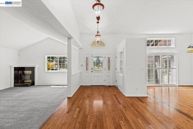 27000 S Hillview St, Tracy CA: https://media.crmls.org/mediaz/d0c25ee4-95d3-4c65-b846-61e4ca859071.jpg