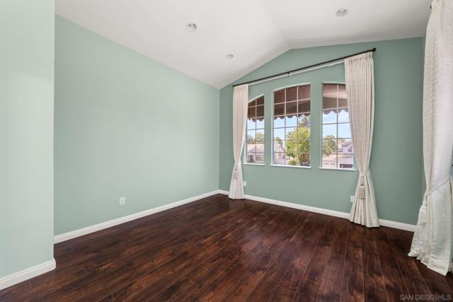 14058 Pearson CT, Rancho Cucamonga CA: https://media.crmls.org/mediaz/d0c2640a-75e0-4624-8acf-80785220065c.jpg