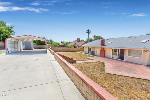 13716 Herrick Avenue, Sylmar CA: https://media.crmls.org/mediaz/d0c3fe80-b0fd-4a31-a49b-2a705b8a35b0.jpg